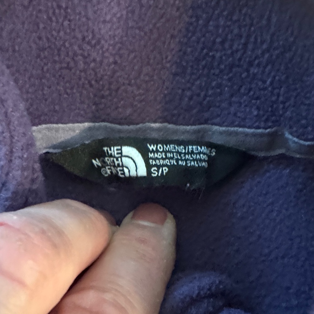 The North Face Deep Purple Fleece Jacket Size: Small - Picture 5 of 6